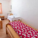 Hostel Berghaus Diavolezza *